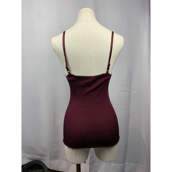 Women’s BCBG Maxazria Maroon Silk TankTop Size M/L - Picture 8 of 8